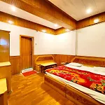 Hotel Shalimar The Mall Road Nainital